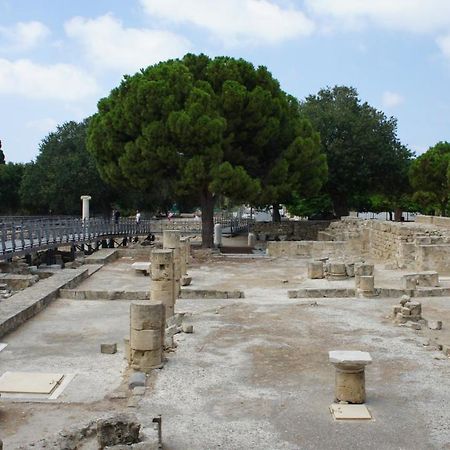 Townhouse Queens Gardens Paphos Esterno foto